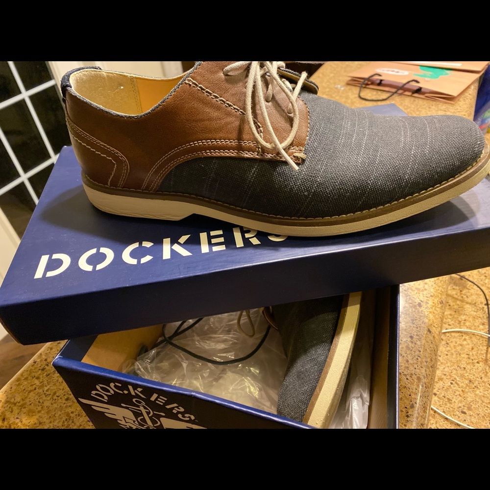 Men’s Dockers Hayes shoes Sz 11